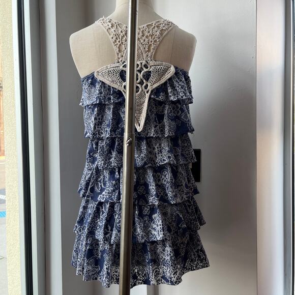 Y2K Beachy Floral Ruffle Crochet Racerback Tank Top - Picture 3 of 7